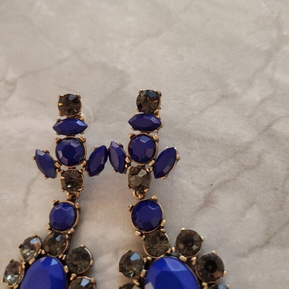 💖 J.Crew Blue Grey Rhinestones Crystals Cluster Statement Drop Dangle Earrings - Picture 8 of 15